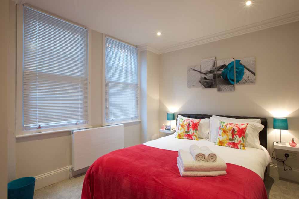 West Kensington Apartments - Bedroom