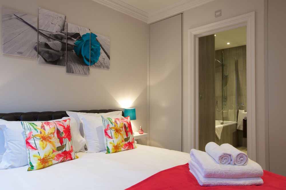 West Kensington Apartments - Bedroom 