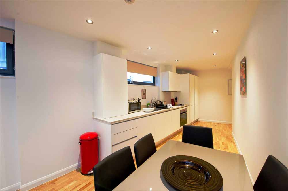 Tooley Street Apartments - Dining Area