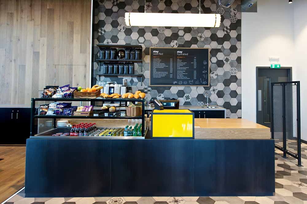 Staycity Aparthotels London Heathrow - Coffee Dock