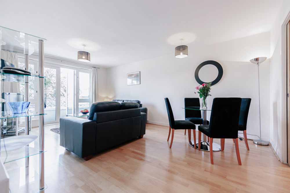 Park Lane Croydon Apartments - Living and Dining Area